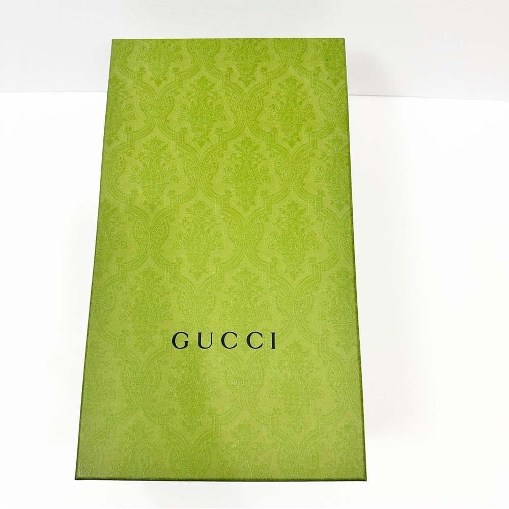 Gucci EMPTY large shoe box, gift box with extras! 8 x14.25x5.25